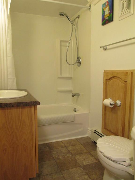 Comerford'S Ocean View Suites Holyrood Quarto foto