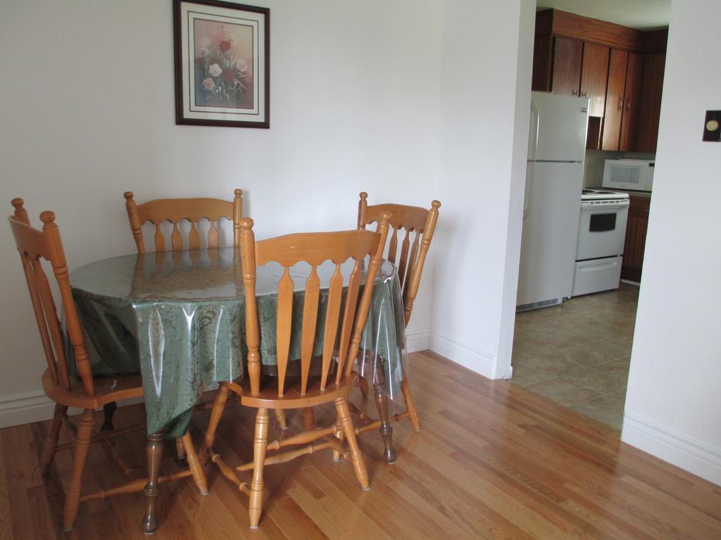 Comerford'S Ocean View Suites Holyrood Quarto foto