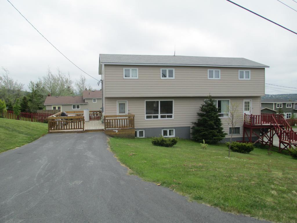 Comerford'S Ocean View Suites Holyrood Exterior foto