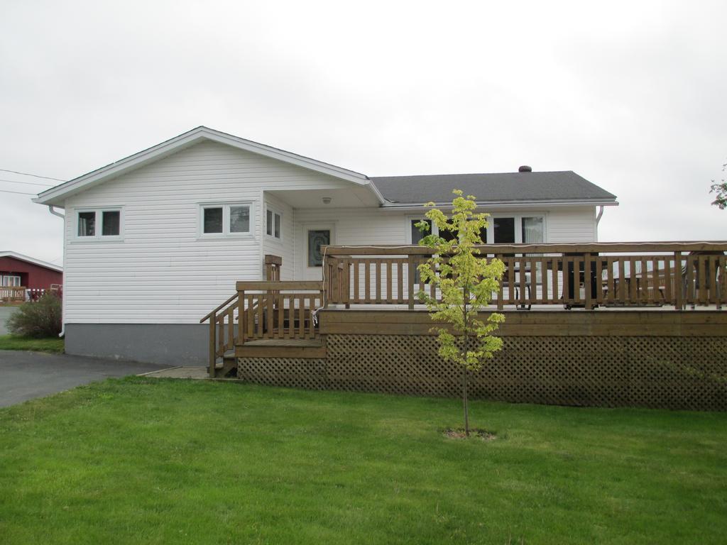 Comerford'S Ocean View Suites Holyrood Exterior foto