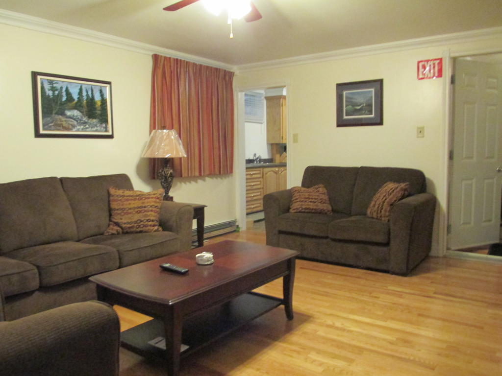 Comerford'S Ocean View Suites Holyrood Quarto foto